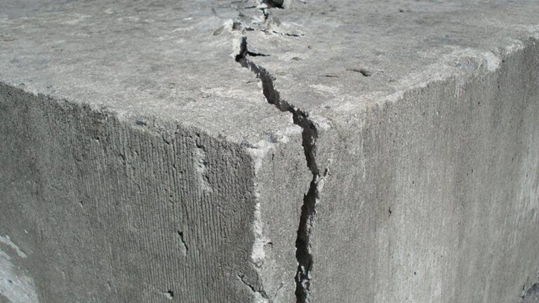 concrete-crack-repair